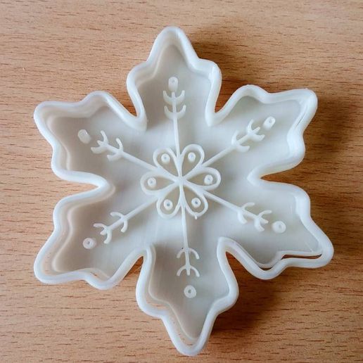 frozen snowflake adventure frozzen ice christmas pasttelria mass 3D print model - Mito3D