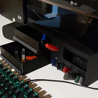 işlevsel monitör temel ofis organizatör çekmeceler pc 3d print model - Mito3D
