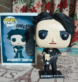 funko - robert smith cure funkopop robertsmith thecure rock 3d print model - Mito3D