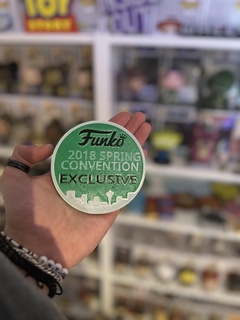 funko 2018 primavera convenzione esclusivo pop logo cartello originale vinile etichetta 3d print model - Mito3D