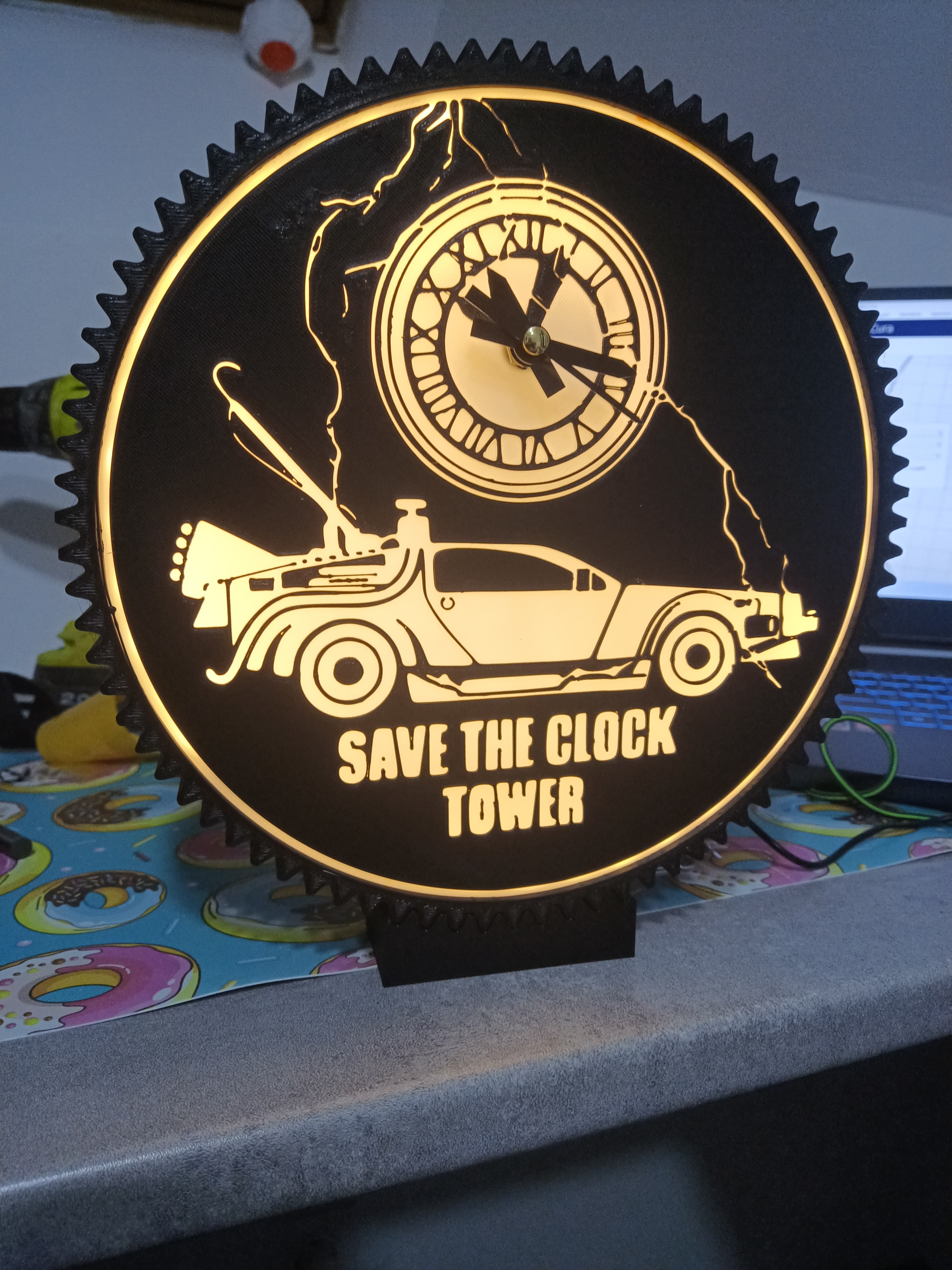 futur l'horloge lampe Accueil maison arrière to dolorean enregistrer tour 88mph doc Marty mc mouche 3D print model - Mito3D