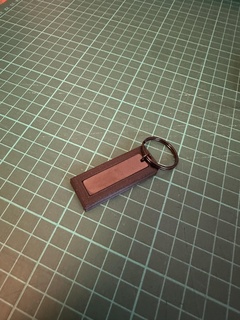 modelo llave soporte negro metal rectangular Talla herramientas Ortur crealidad átomo apilar láser grabado anillo 3d print model - Mito3D