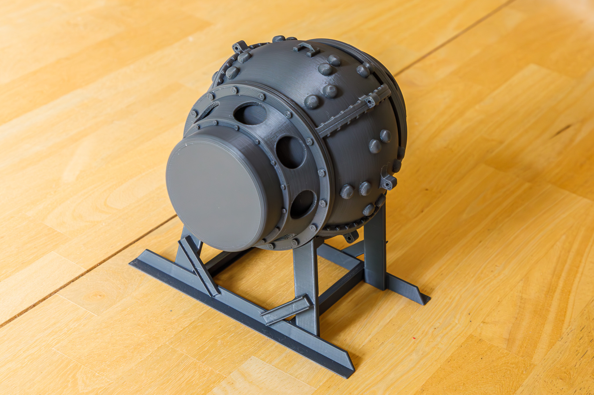artilugio atómico bomba trinidad manhattan proyecto ww2 Oppenheimer 3D print model - Mito3D