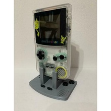 game Boy cor ficar pé arte retroarte retrogaming jogos Pokémon Nintendo retromodding modding Garoto Pikachu Pichu pokebola 3d print model - Mito3D
