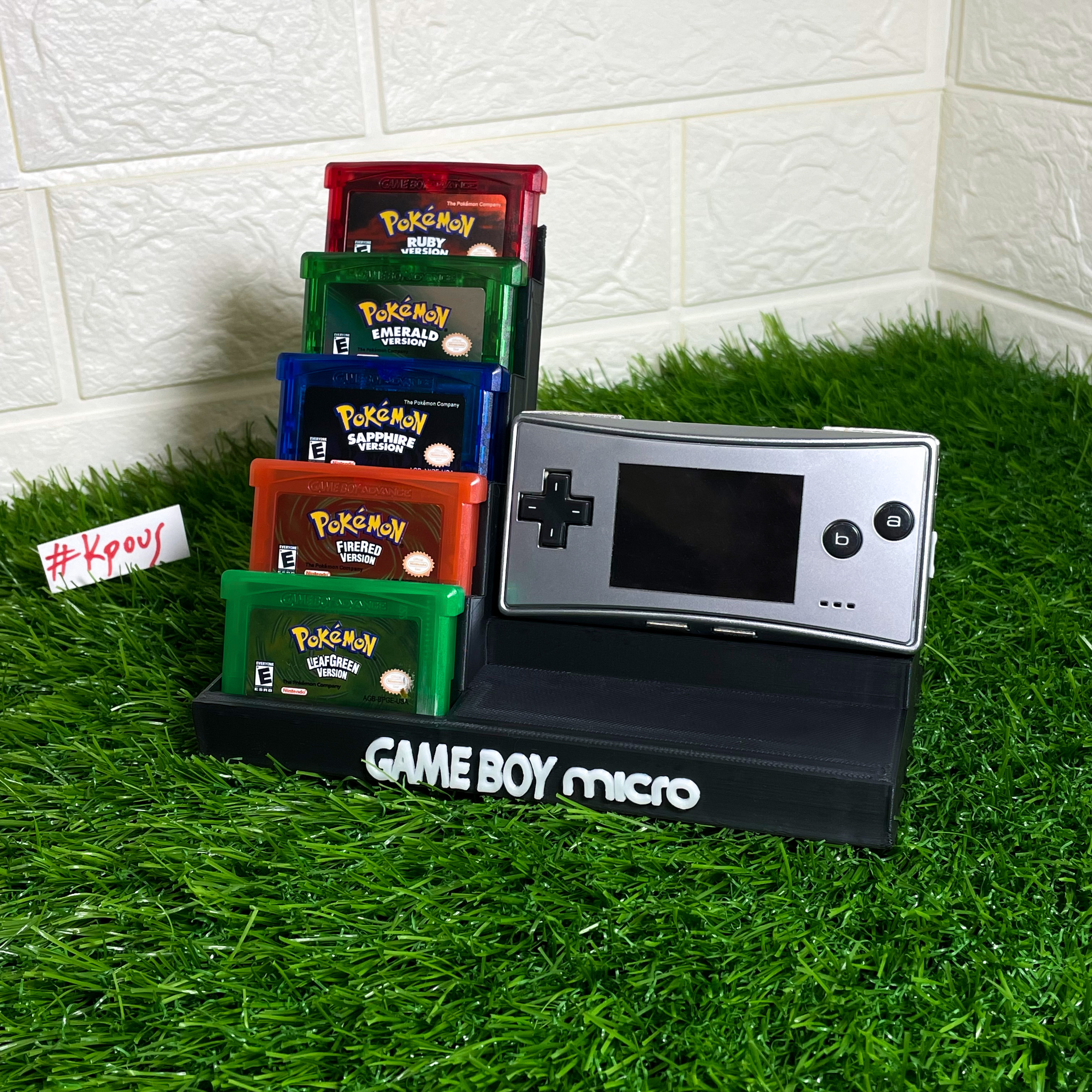 Gameboy micro supporter 5x Jeu cartouches titulaire soutien garçon afficher 3D print model - Mito3D