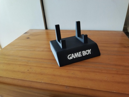 game Boy suporte objetos acessórios tecnologia curiosidades consoles vídeo jogos Toque estação mover 3d print model - Mito3D