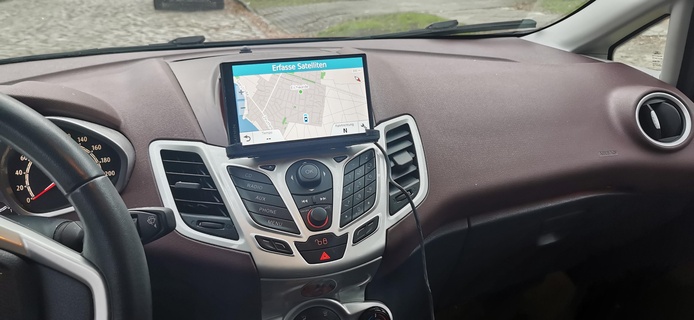 garmin drive smart 61 navi mount ford fiesta 3d print model - Mito3D