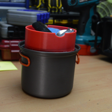 gas bottiglia copertina guaina utensile titolare supporto backpacking stufa campeggio cucinando sport all'aperto 3d print model - Mito3D