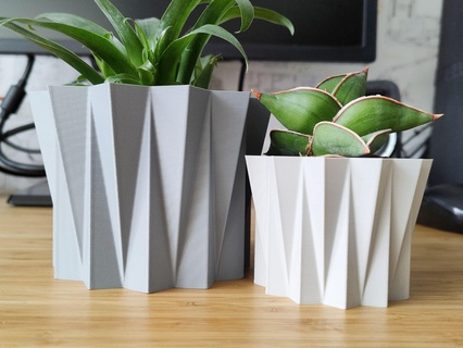 geometrical crystal - pot planter house plants vase mode plant flower design modern simple interior small pots suculent low poly desk 3d print model - Mito3D