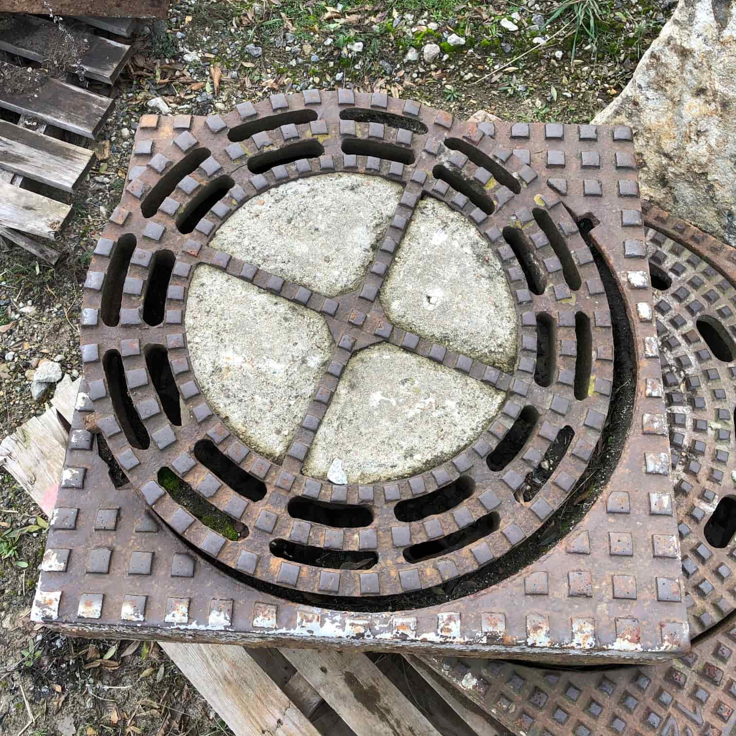 german manhole cover mod 2 sewer wwii germany gave diorama 3D print model - Mito3D