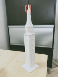 ghirlanda Torre Modena Italia bologna Duomo Chiesa ferrari maranello 3d print model - Mito3D