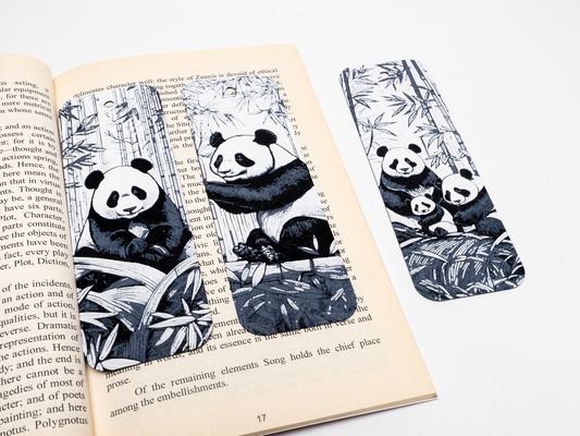 giant panda bookmarks home office bookmark hueforge books art reading bamboo forest wildlife nature animal giantpanda literature library gift deskaccessory functionalart 3d print model - Mito3D