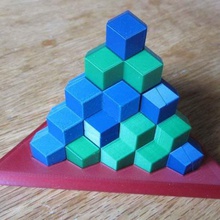 gigante pirámide de rd versión juego puzzles 3d print model - Mito3D