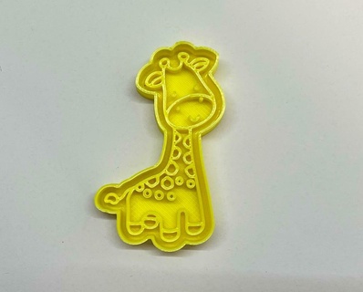 girafe animal coupeur cuisine animé biscuits fondant 3d print model - Mito3D