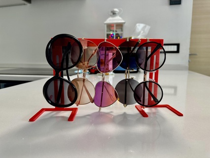 Brille Halter Unterstützung Stand Sonnenbrille 3d print model - Mito3D