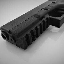 glock 17 Picatinny Adapter Schiene gen 3 4 geschlitzt 3d print model - Mito3D
