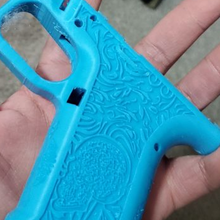 glock 19 vivere cranio attrezzo pistole 3d print model - Mito3D