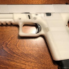 glock 19 p80 gioco g19 fotogramma più in basso completare la pistola giocattolo modello 3d print model - Mito3D