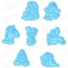 gnomes snow white dwarfs cookie cutter set 7 stamp cookies cook home cithen cutters seven 3d print model - Mito3D