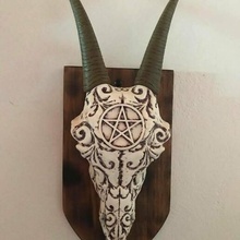 keçi kafatası hayvan süs baphomet baphometo iblis şeytani şeytan Tanrı tapınakçılar Engizisyon mahkemesi 3d print model - Mito3D