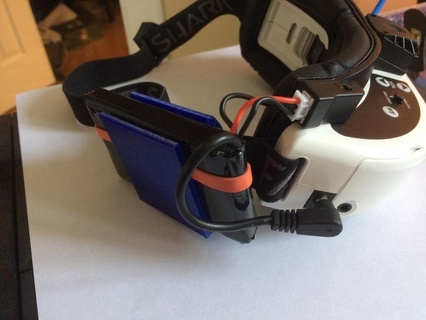 goggles fatshark 3000 mah battery clip Game r/c_vehicles 3d print model - Mito3D
