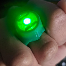 verde linterna anillo artilugio dc cosplay LED héroe cómic batman destello superhombre ligero accesorio historietas 3d print model - Mito3D