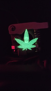 verde foglia estrusore Visualizzatore cannabis marijuana albero ender 3 3d print model - Mito3D