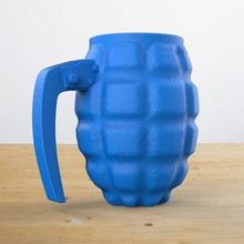 grenade gadget granada caneca copo bebidas latas beer shop 3d print model - Mito3D