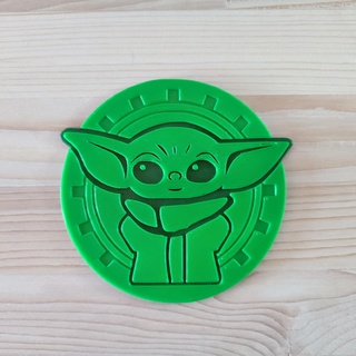 Gelb Untersetzer Mandalorianer Krieg Sterne Wohnkultur Baby Yoda 3d print model - Mito3D