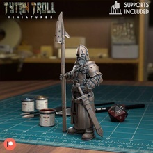 garde hallebarde pre supported Jeu dnd miniature minis donjons dragons 32mm tytantroll miniatures Patreon lance 3d print model - Mito3D