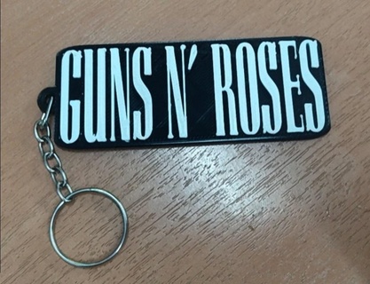 guns n' roses keychain key chain rock slash axl rose ring 3d print model - Mito3D