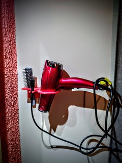 secador cabelo escova suporte 3d print model - Mito3D