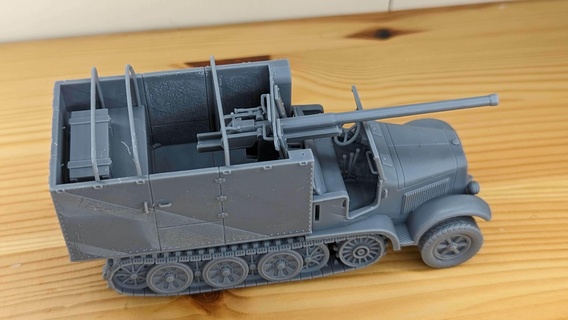 half-track sdkfz6 3 - 762cm pak 36 r auf 5t zugkraftwagen diana + crewmen germany ww2 3d print model - Mito3D