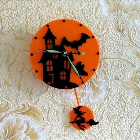 halloween-Uhr home 3dprintable bat feier fusion 360 Geschenk hauntedhouse tanyaakinora Wanduhr Hexe Dekor 3D print model - Mito3D