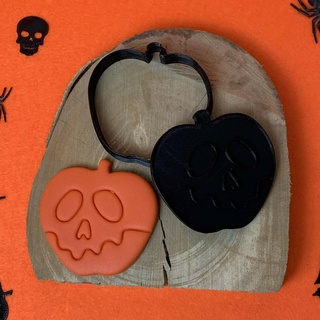 halloween poison apple skull cookie cutter stamp Home cookies trick or treat pimpkin fall autumn 3d print model - Mito3D