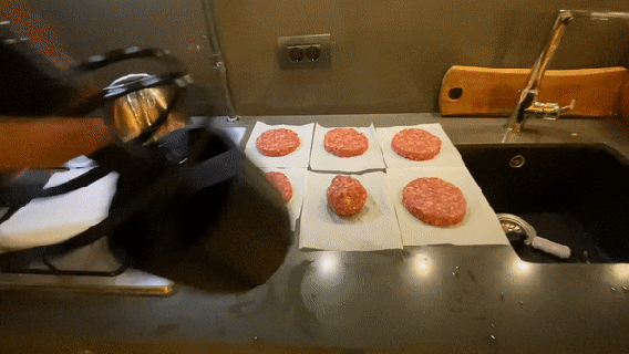 hamburger patty press Home practical kitchen tool bbq grilling homemade burgers printin place 3d print model - Mito3D