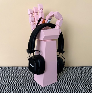Hand Kopfhörer Stand Headset cool Gadget Techno Dekoration Halter Unterstützung Büro Zubehörteil Schreibtisch Veranstalter Gaming Dekor gestalten Mechaniker Skulptur 3d drucken Schlafzimmer 3d print model - Mito3D