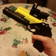 arme de poing tri-rail montage jeu grip armes à feu picatinny pistolet rails 3d print model - Mito3D