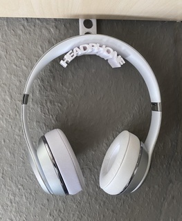 hanging headphone holder 3d print model - Mito3D