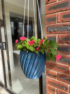 hanging pot plant planter flower 3d print model - Mito3D