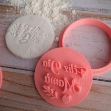heureux mère journée timbre coupeur joint Coupe déco boulangerie maman Couper biscuits décoration céramique cuisine 3d print model - Mito3D