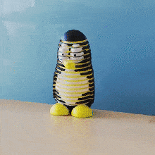 glücklich Pinguin Smoking 3d print model - Mito3D