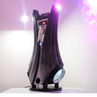 uyumlu alev seyyar ayakta durmak hoparlör telefon büyüsü organik biçim hareketli ayak dans kavramı 3dprintedart yenilikçi tasarım ses deneyimi functionalcenterpiece 3d print model - Mito3D
