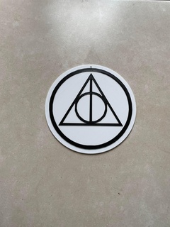 harry potter deathly hallows plate relics death decorative plaque 9 34 hogward hogwarts hermione ron voldemord wizard decoration key ring chain 3d print model - Mito3D