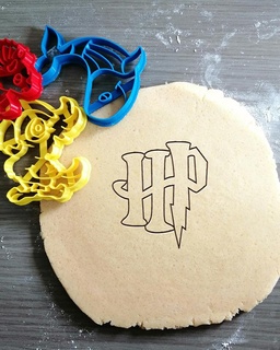 Harry vasaio iniziali biscotto taglierina + contorno film cottura Impasto forma cucina infornare biscotti speculoos 3d print model - Mito3D