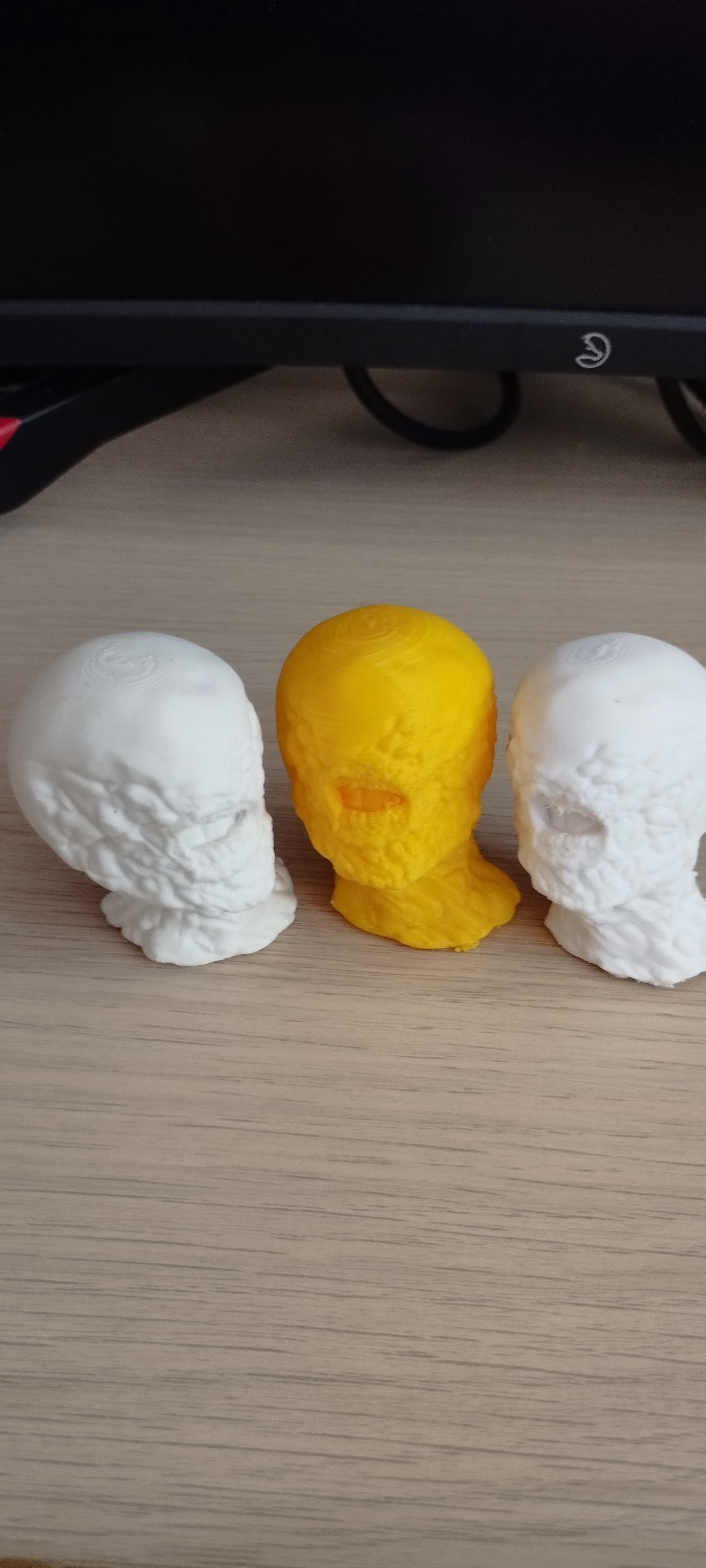 baş yaşayan ölü büst zombi heykelcik 3D print model - Mito3D