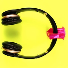 headphone hanger gadget 3d print model - Mito3D