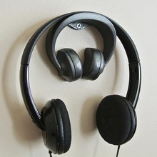 headphone holder 2 gadget 3d print model - Mito3D
