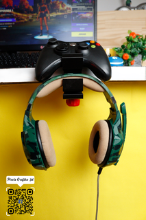 headphone holder support headphones headphones support gamer xbox play ps4 press support press screw music music cults impresion3d 3d command control pc  3d print model - Mito3D
