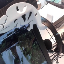 headphone holder camel monitor hp display z24 gadget support helmet chameleon 3d print model - Mito3D